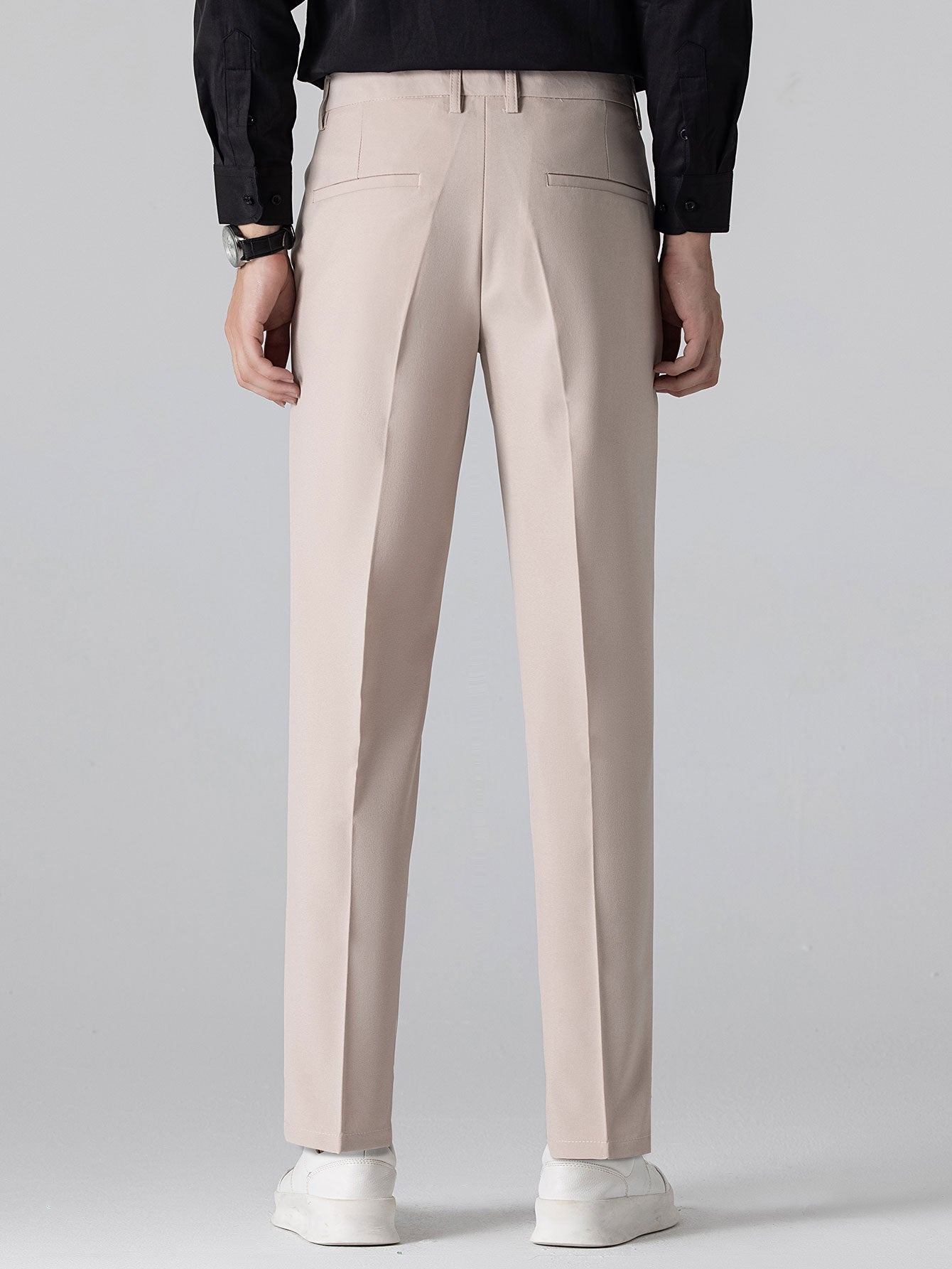 POLO À COL V EN MAILLE AVEC CONTRASTE DE TEXTURE & PANTALONS SLIM FIT