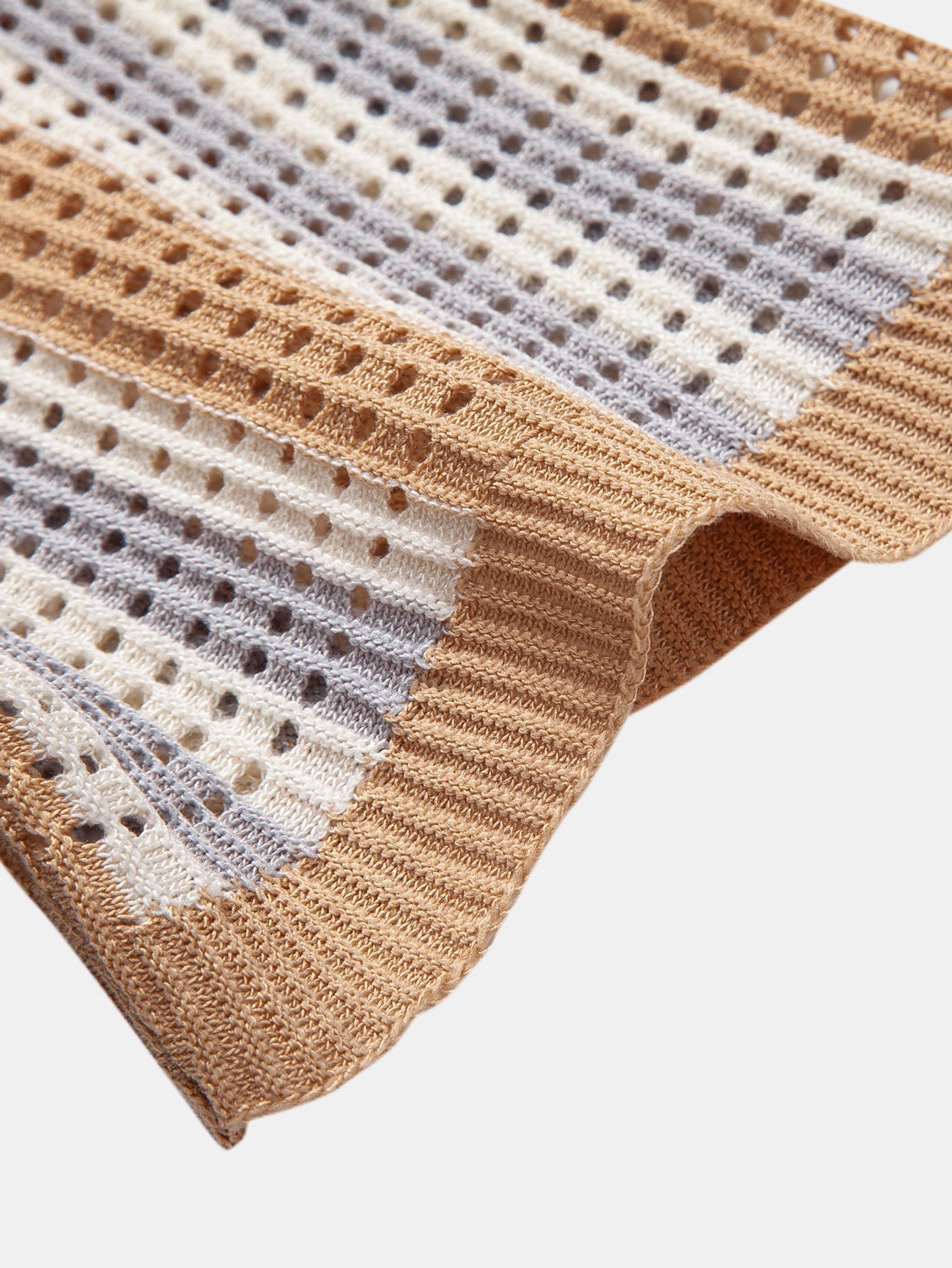 CHEMISE À RAYURES AVEC ŒILLETS AU CROCHET