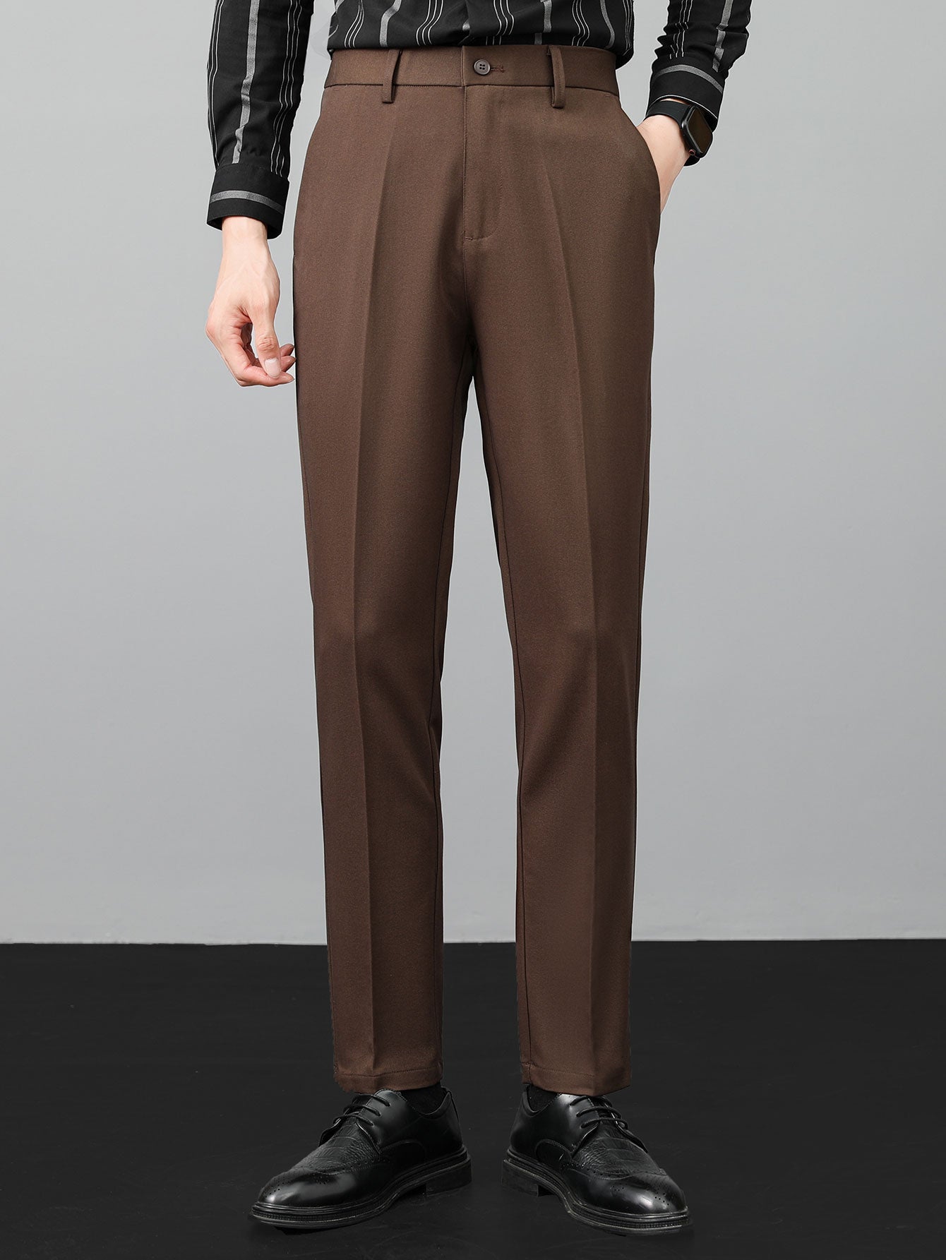 CHEMISE HENLEY EN MAILLE TWIST & PANTALONS SLIM FIT À JAMBES ÉTROITES